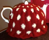 knitted-tea-cosy