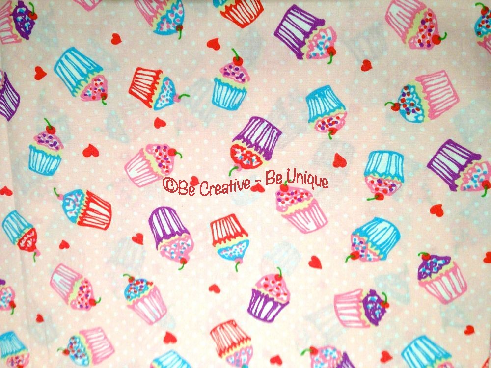 Cotton Poplin - Cupcakes - Pink